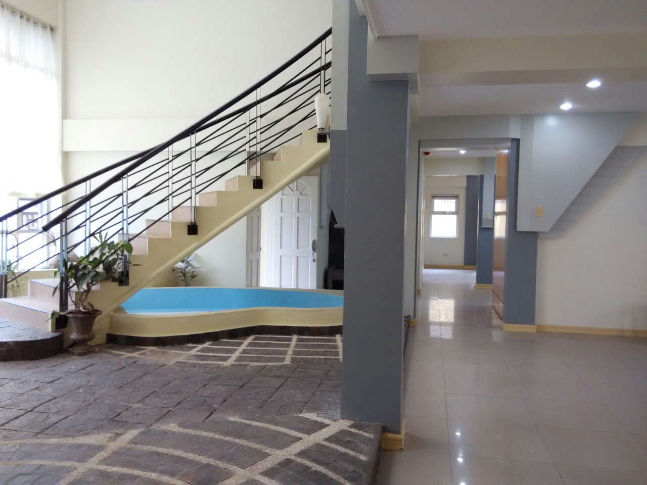 Spacious 7 Bedroom House for Rent in Cebu City, Banilad